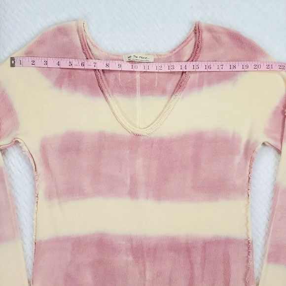 We the Free "Come and Get it" Striped V-Neck Longsleeve Thermal Size Small - Picture 7 of 17